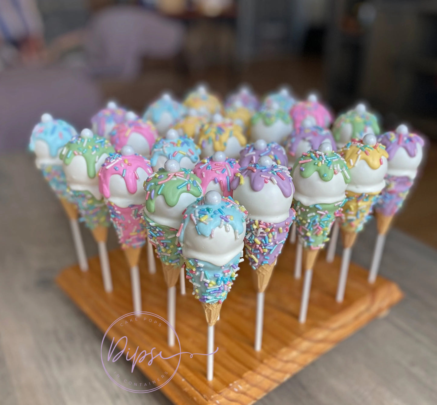 Pastel Ice Cream Cone Cake Pops