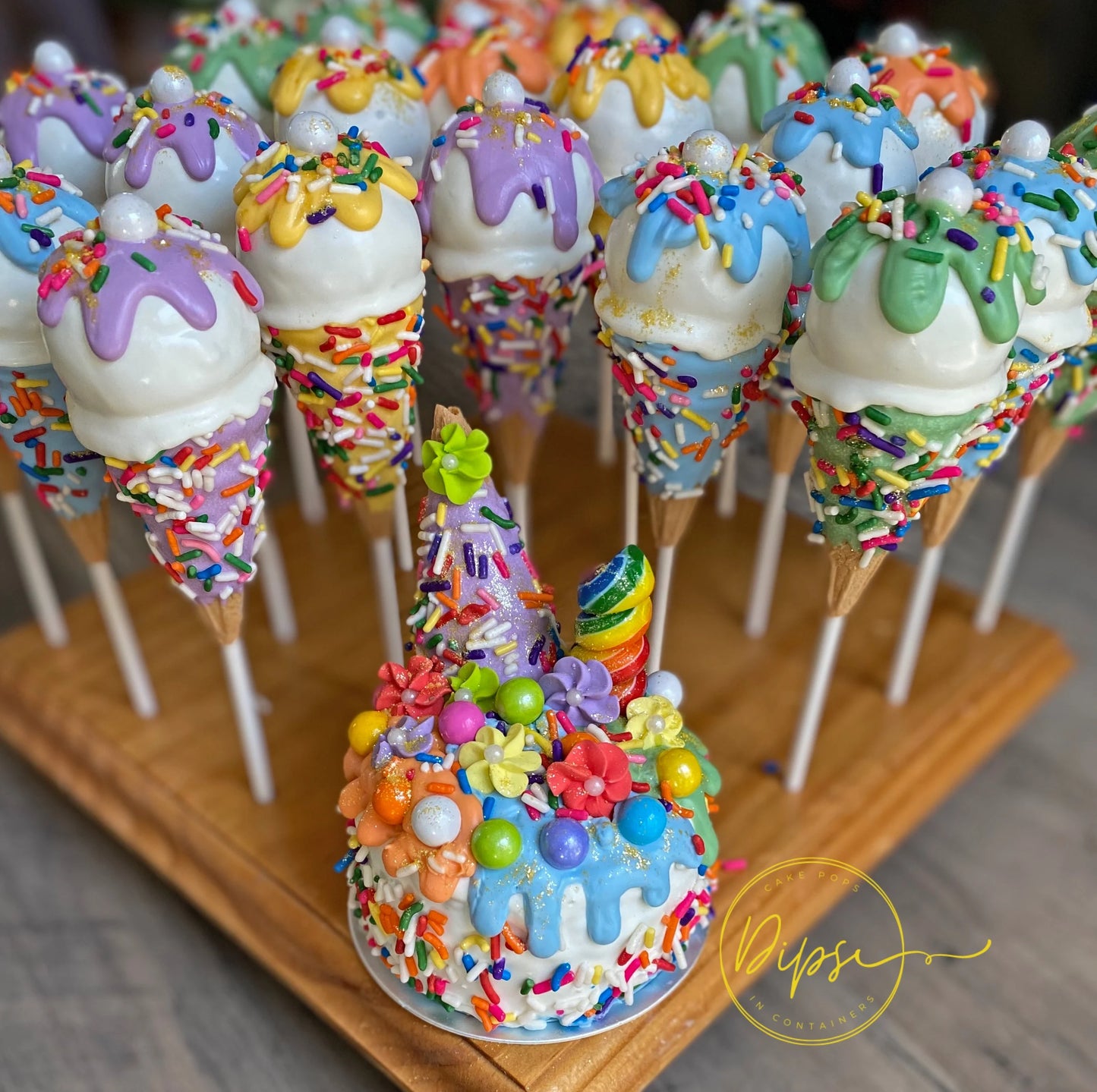 Mini cakes and Cake pop party package, birthday cakes, carnival cakes. bento cakes, smash cakes