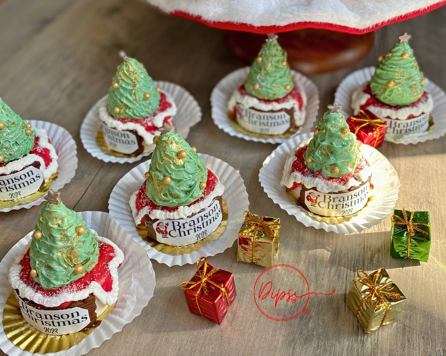 Christmas Tree Mini Cakes, Christmas tree Mini cakes, Christmas Cake Pops