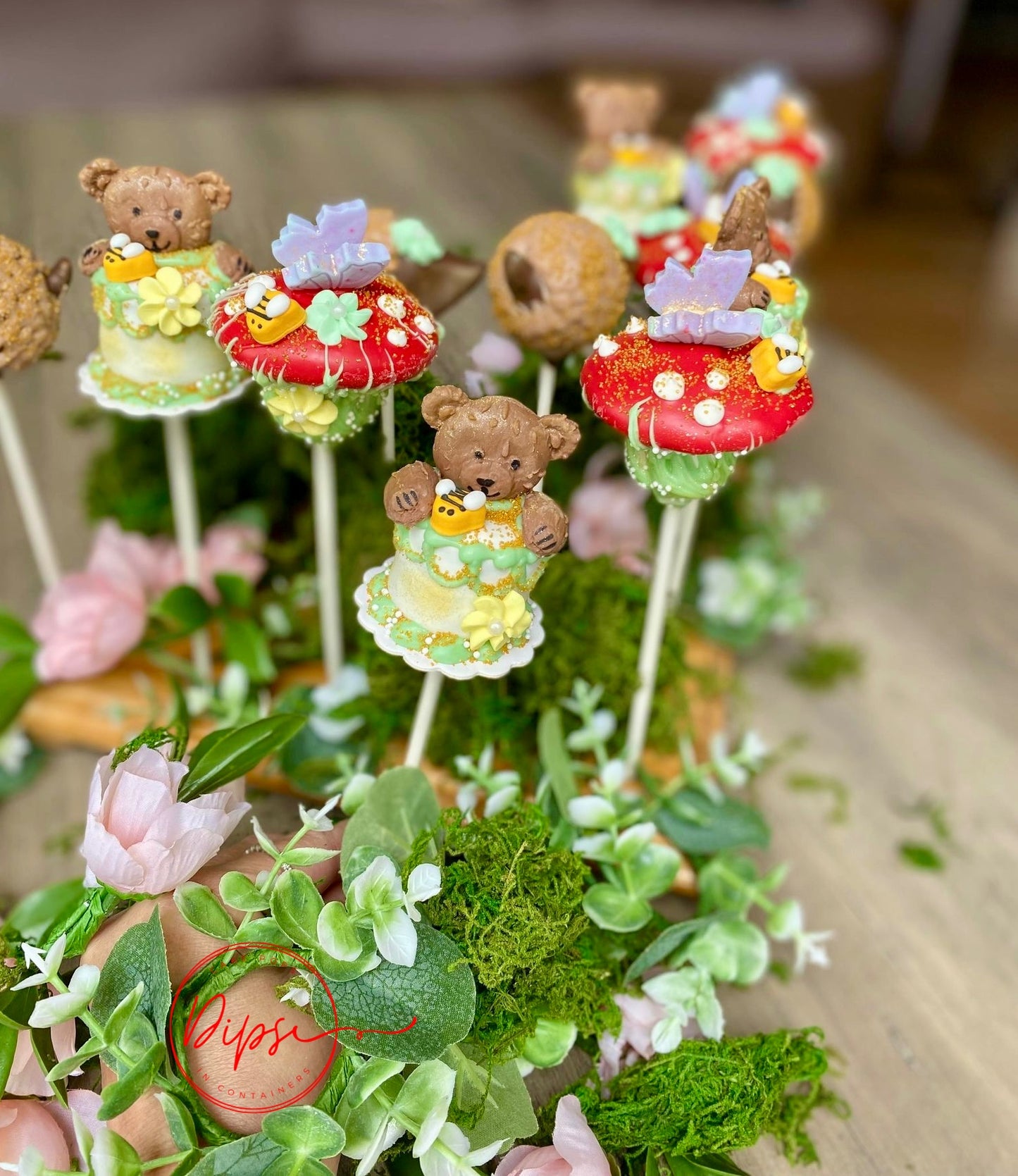 Woodland Creatures cake pop set