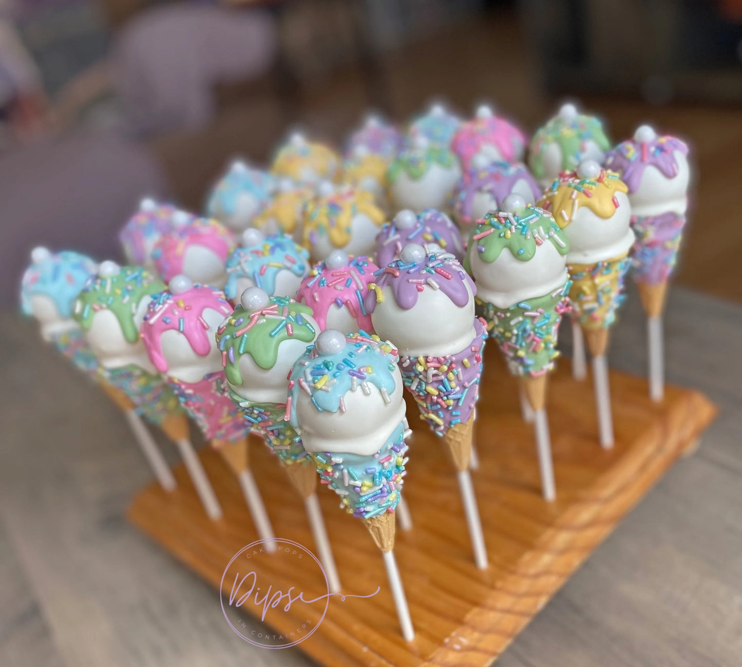 Pastel Ice Cream Cone Cake Pops
