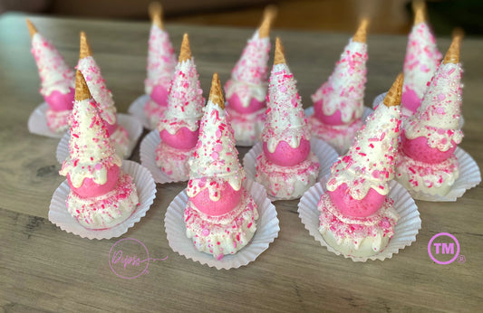 Cake Pop and Oreo Combo treats, Barbie Pink Oreo and Cake Pop Combo treats, Pink Princess Cake Pop/ Combo Treats