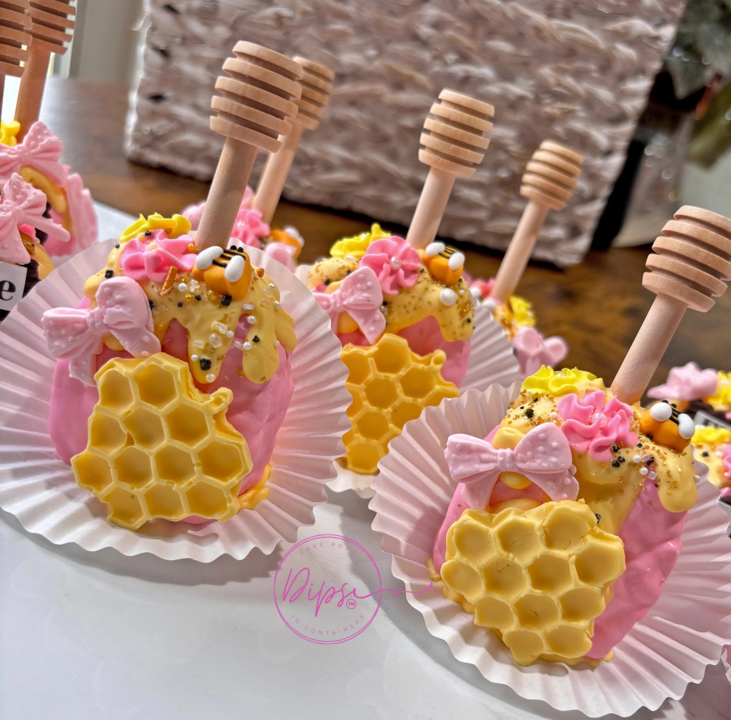 Hunny Pot cake pops and Rice Krispy treat Bundle, Pooh Inspired honey pots, Winnie the Pooh hunny pots