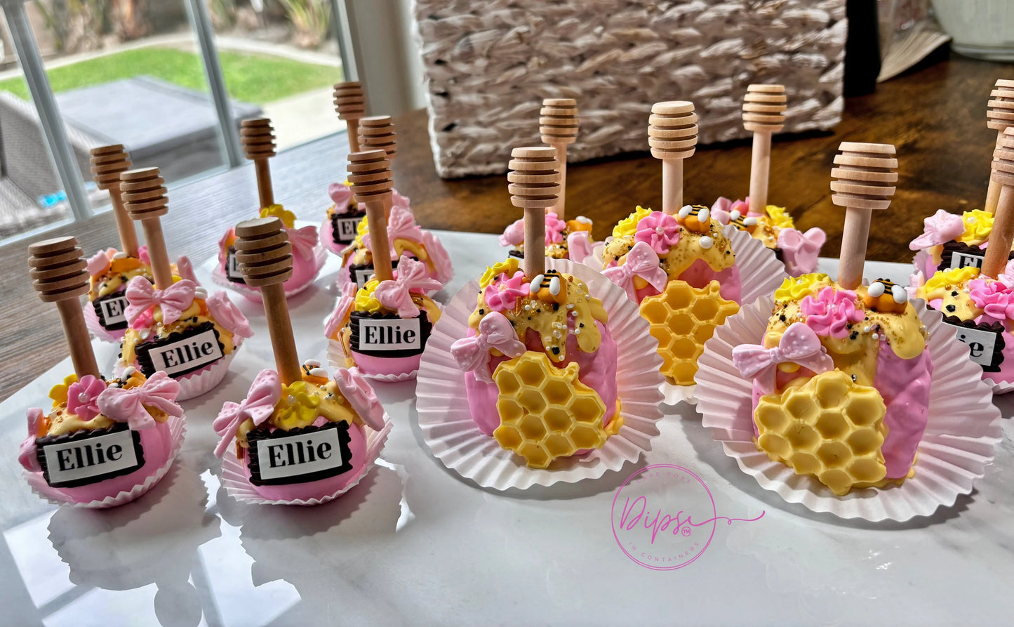 Hunny Pot cake pops and Rice Krispy treat Bundle, Pooh Inspired honey pots, Winnie the Pooh hunny pots
