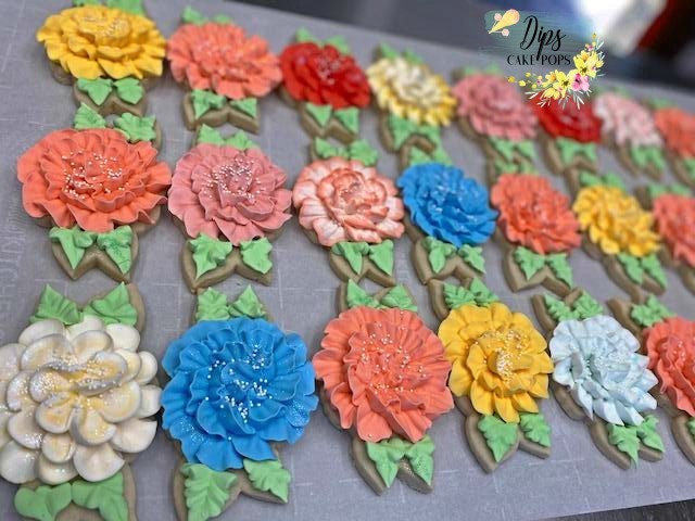 16 Mother's Day Flower cookies, Gift for her, decorated sugar cookies